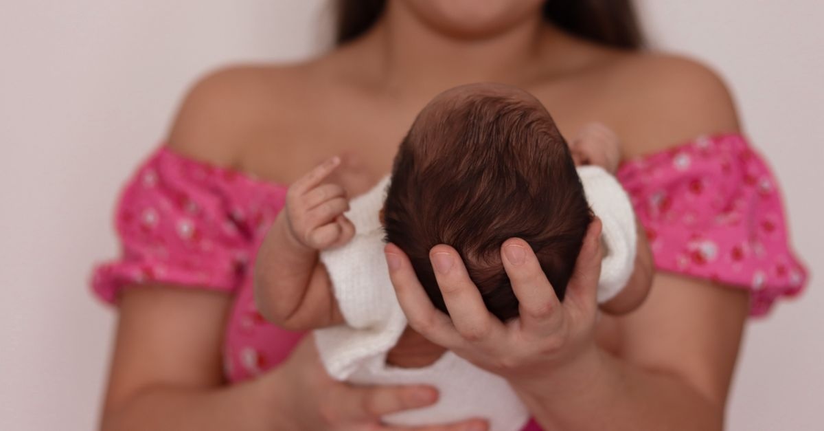 Visite dopo la nascita: come accogliere amici e parenti senza stress (e con dolcezza)