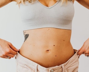 Ritrovare equilibrio e forma dopo il parto: guida dolce per sentirti bene nel tuo corpo